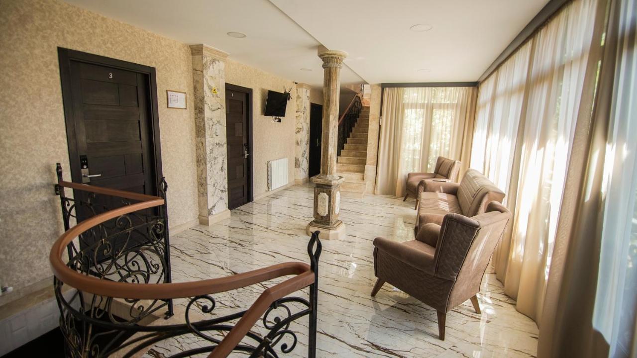 Hotel Juralius Tbilisi Exterior photo